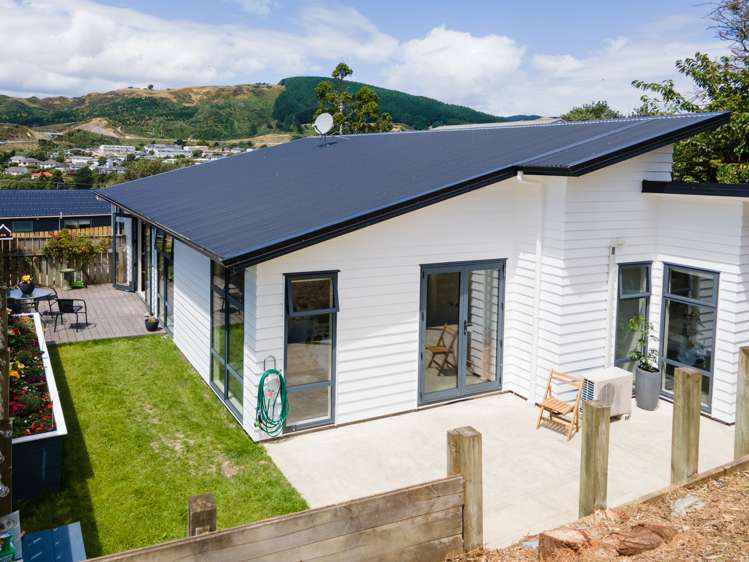 42 Kenepuru Drive Tawa_16
