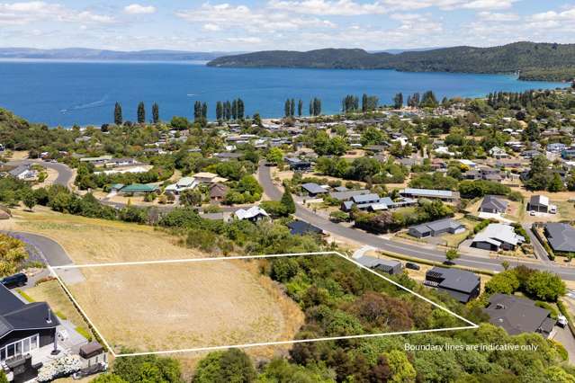 Prime Kinloch Section with Stunning Lake Views