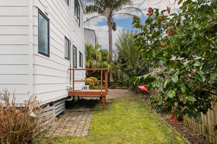 3/50 Titirangi Road New Lynn_23