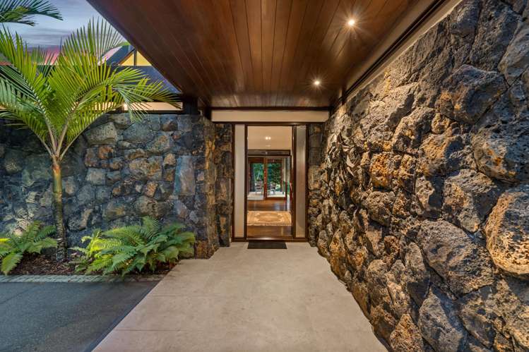 20 Oscar Road Greenhithe_11