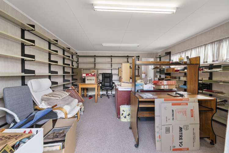 8 Henare Street West End_16