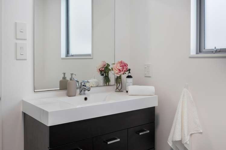 1/2 Quetta Street Ngaio_11