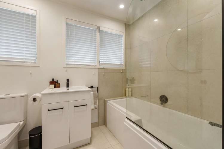 12 Albert Road Warkworth_13