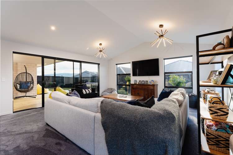 11 Heathfield Drive Mosgiel_14