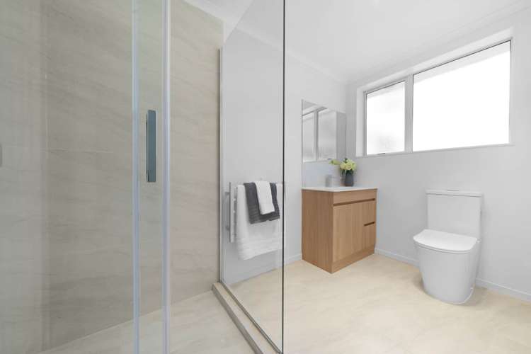 57 Castlefinn Drive Manurewa_13