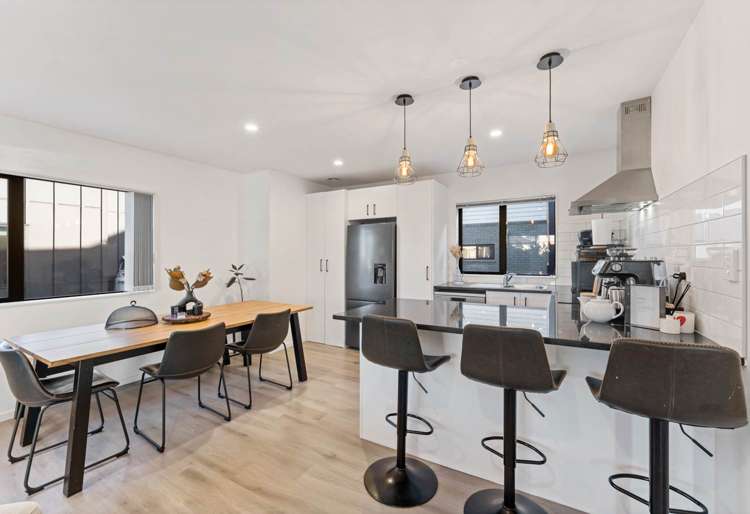 63 Black Beech Crescent Takanini_7