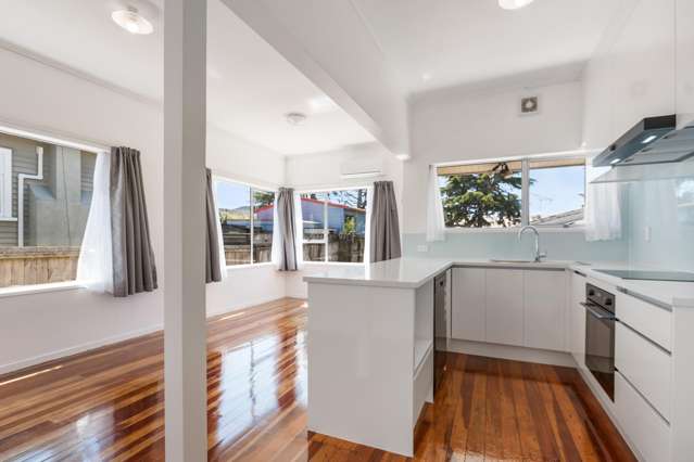 3/3 Locarno Avenue Sandringham_3