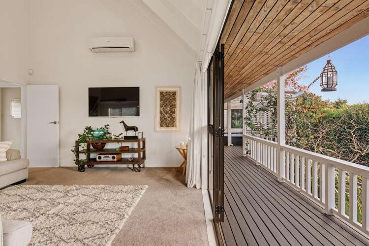 8 Langstone Street Welcome Bay_9