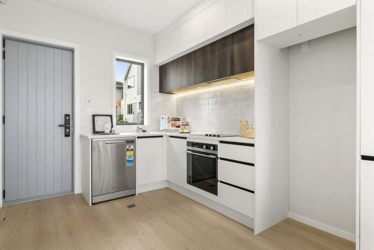 6/8 Clensmore Place Torbay_2