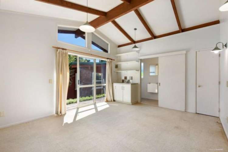 31 Cron Avenue Te Atatu South_4