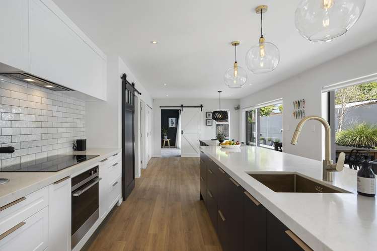 20a Rewarewa Road Te Atatu Peninsula_6