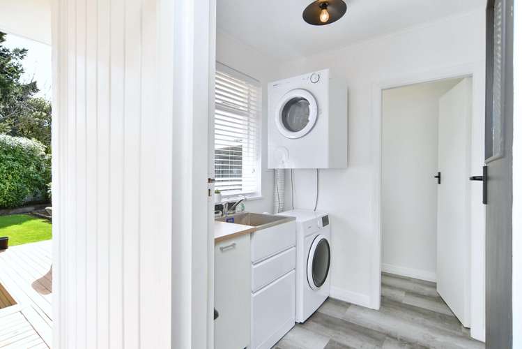 7 Barclay Place Burwood_14