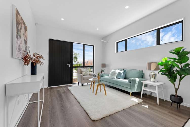 9 Greenbrier Street Westgate_7