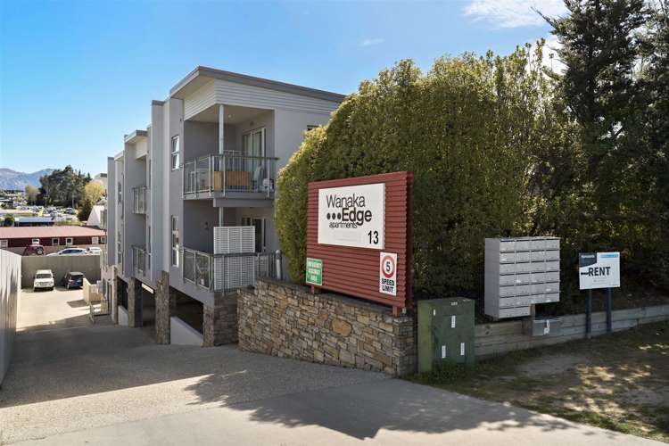 12/13 Plantation Road Wanaka_20
