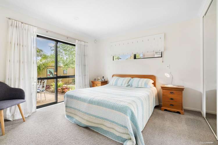 49 Turnberry Drive Wattle Downs_15