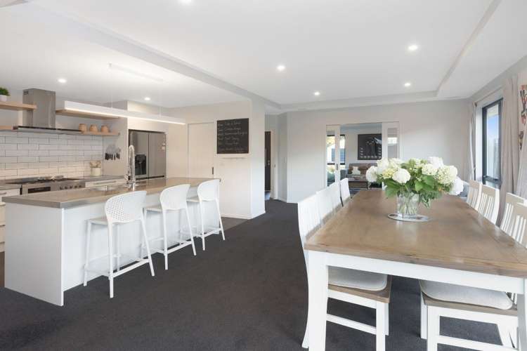 12 Verdeco Boulevard Lincoln_9