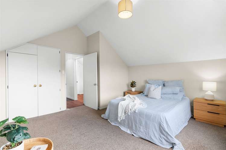 1/8 Cottesmore Close Burnside_10