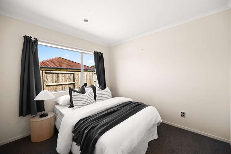 45 Stoneleigh Drive Chartwell_16