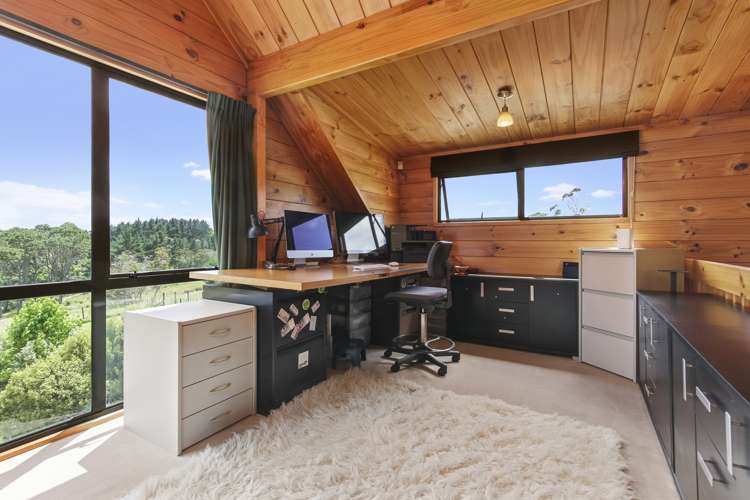 748 Ridge Road Riverhead_8