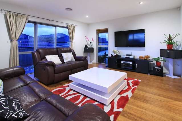 16 Queen Charlotte Drive Aotea_3