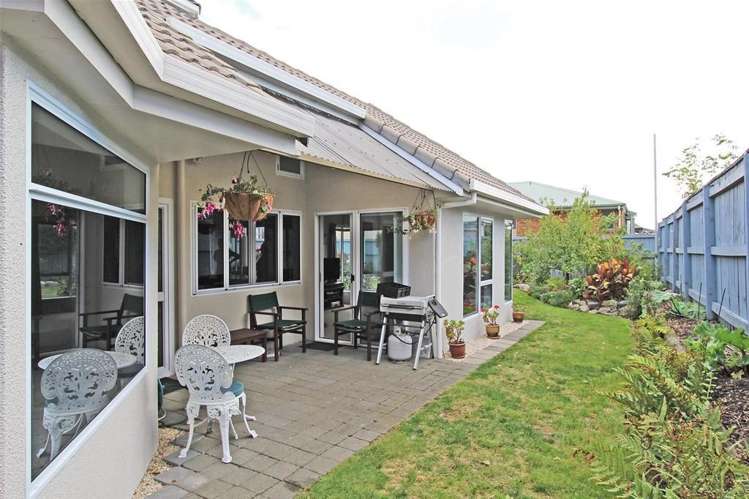 12 Aldinga Avenue Stoke_10