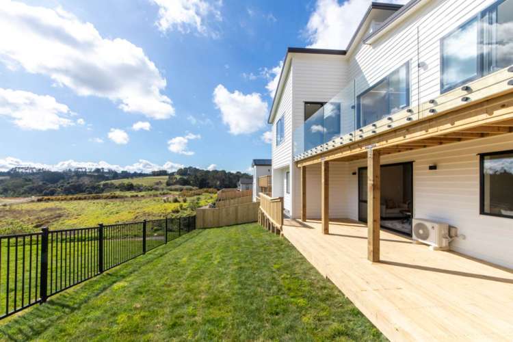 10 Kauri Gum Rise Swanson_24