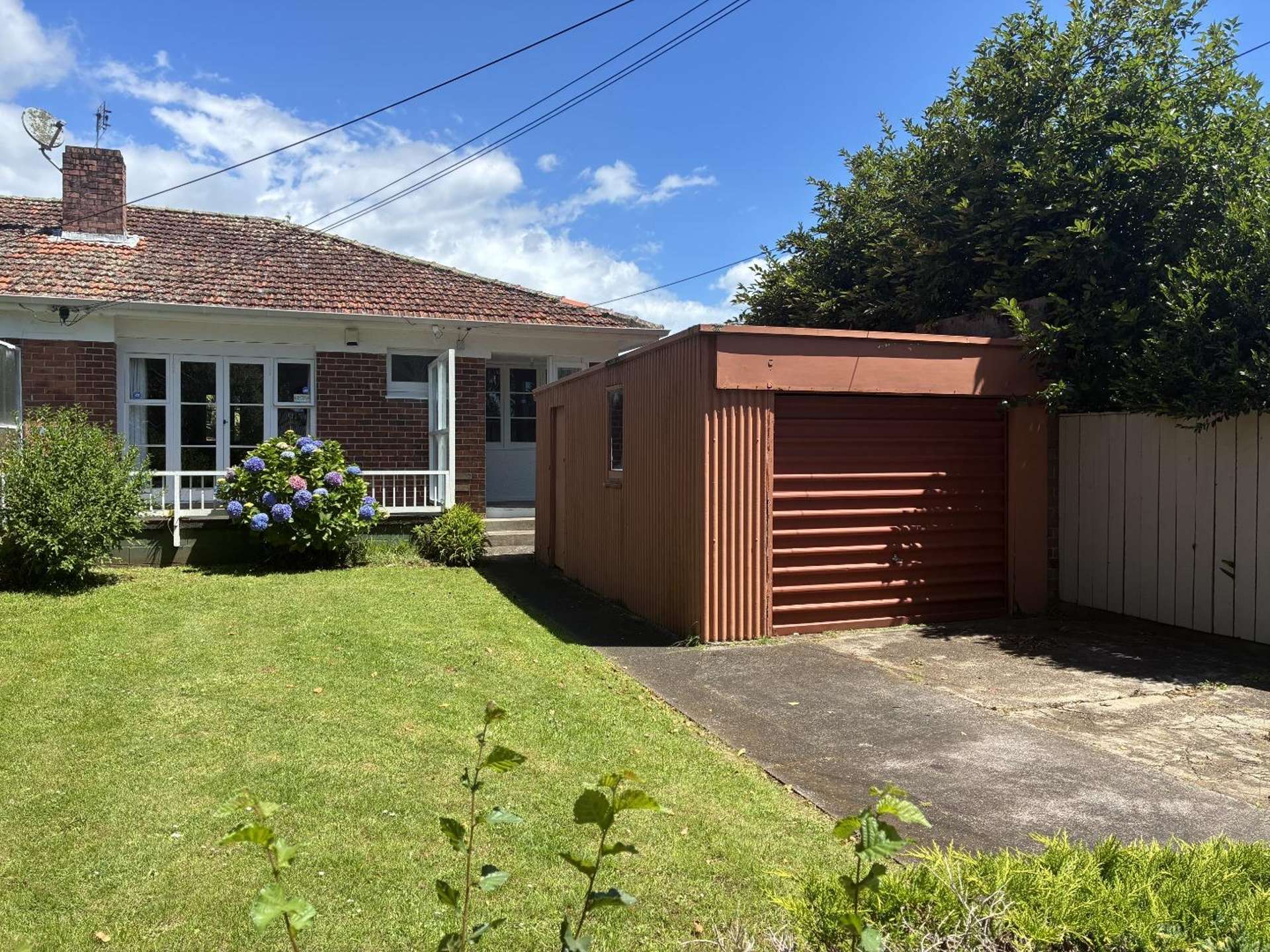 1/36 Empire Road 1662_0