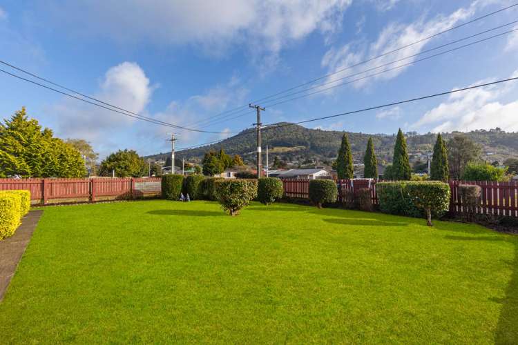 194 Clayton Road Mangakakahi_13