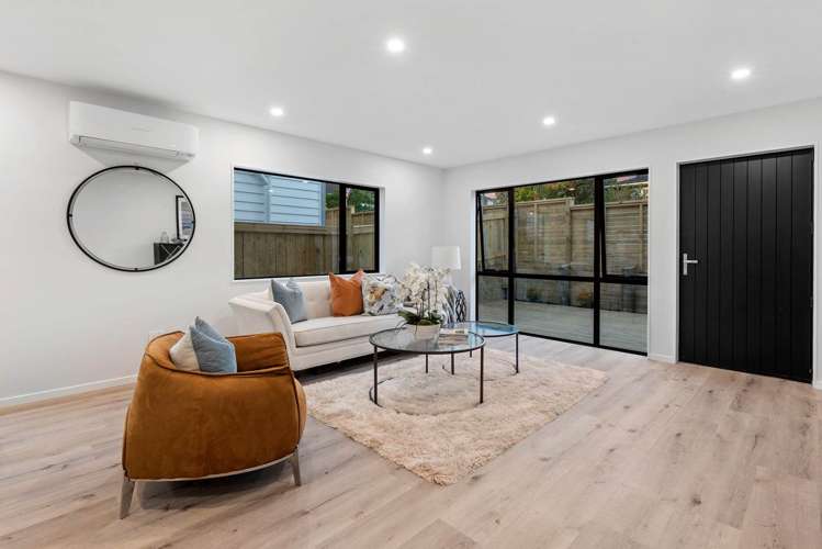 1b Geoffrey Road Torbay_8