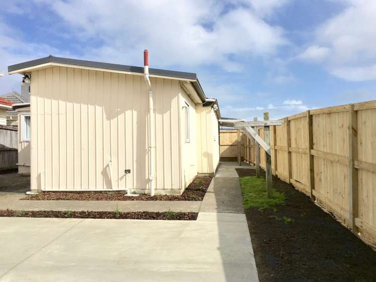 27A Blampied Road Otara_11