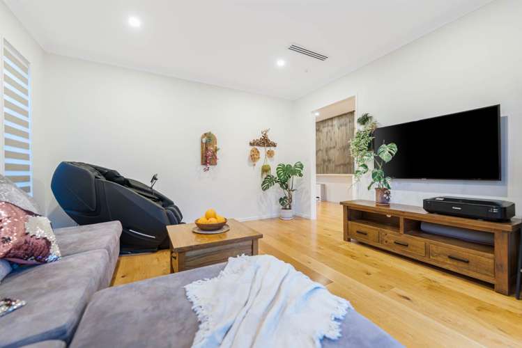 3a Lucca Crescent Flat Bush_13