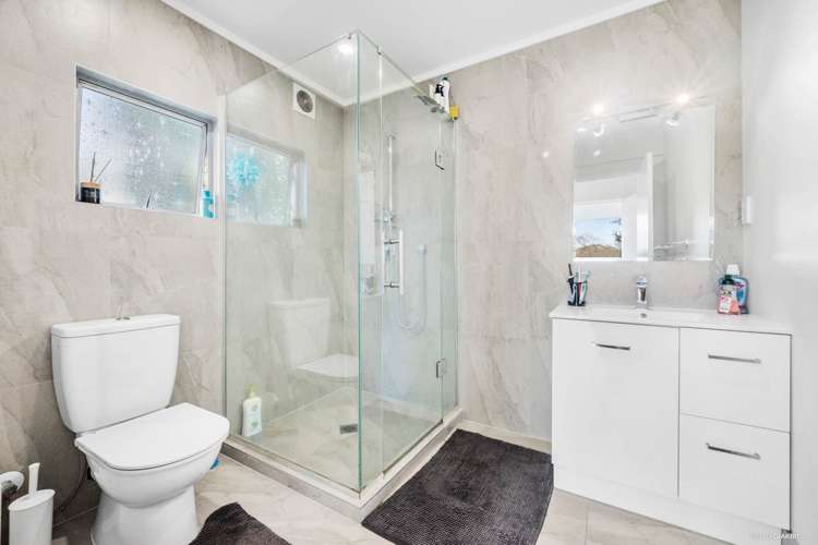 57b Lancaster Road Beach Haven_12