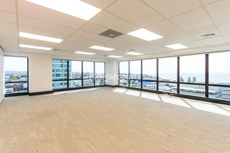 Part 12/5-7 Byron Avenue Takapuna_1