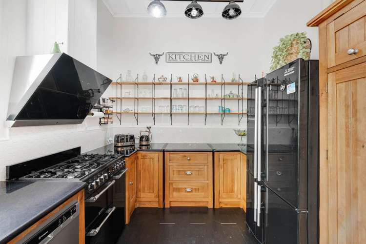 1 Green Lane Helensville_9