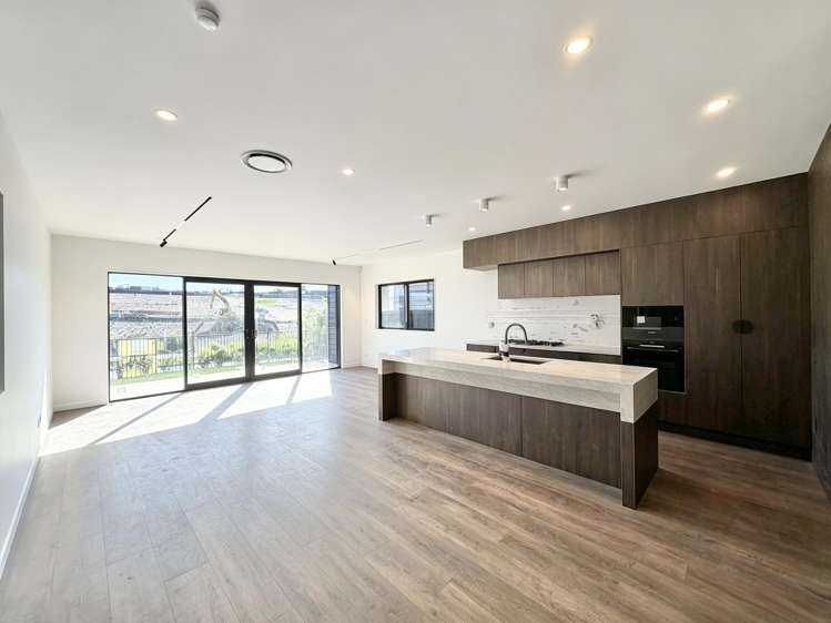 333 Te Taruna Drive_1