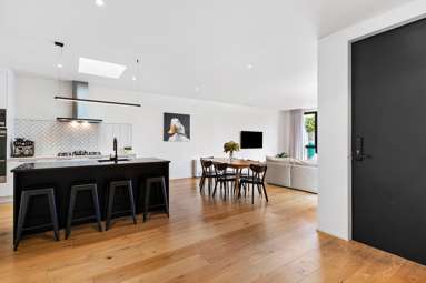 442A West Coast Road_4