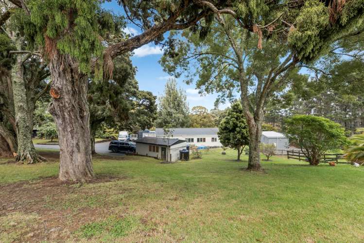 317 & 317A West Road Brookby_36