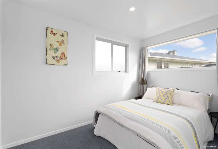 18 Ivon Road Otara_11