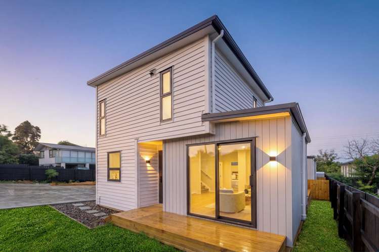 54E Royal View Road Te Atatu South_19