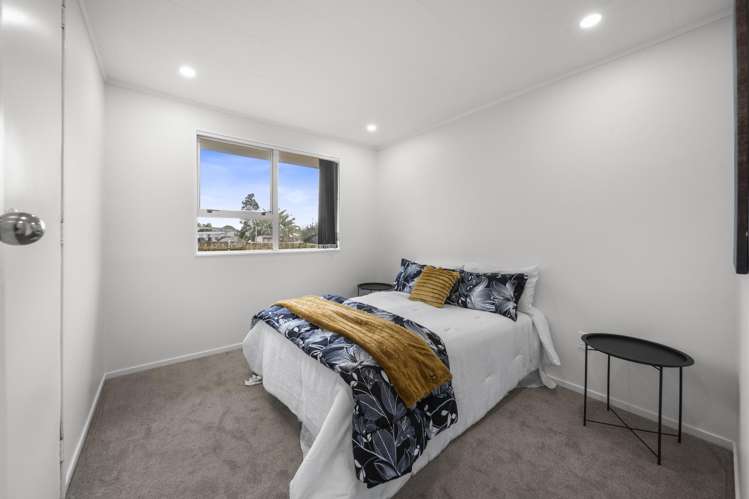 1/12 Kennington Drive Clendon Park_6