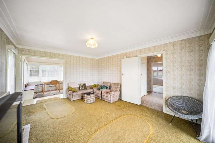 8 Robertson Road Mangere_8