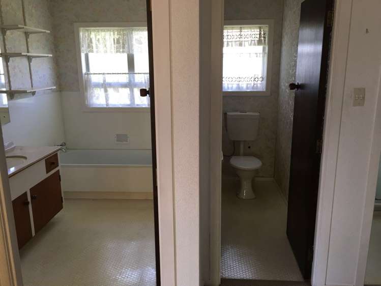 67 Bramley Drive Farm Cove_3