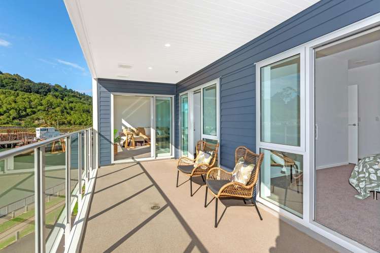 305/4 Reads Quay Gisborne Central_6