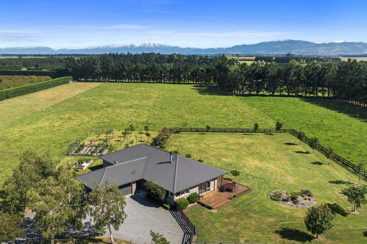 2840 South Eyre Road West Eyreton_36