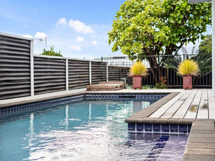 27 Seaway Terrace Otumoetai_12