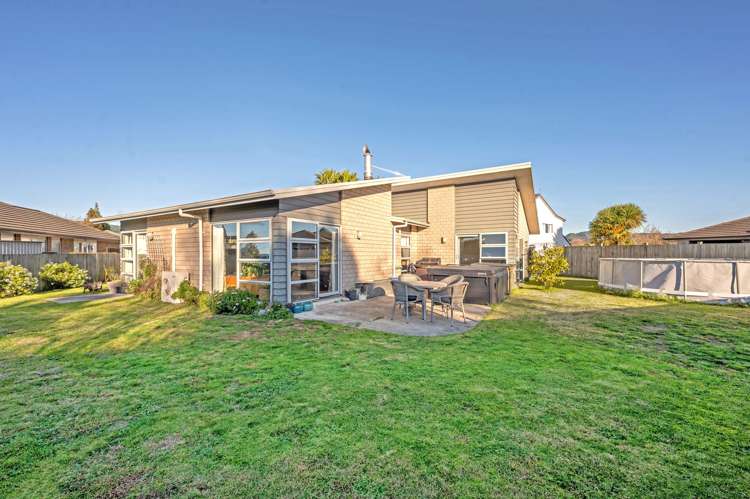 32d Robinson Avenue Holdens Bay_13