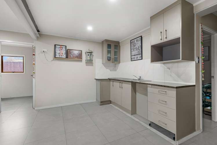 7 Tatariki Street Rosehill_10