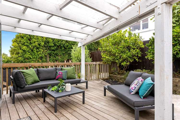 20b Moffat Road Red Beach_10