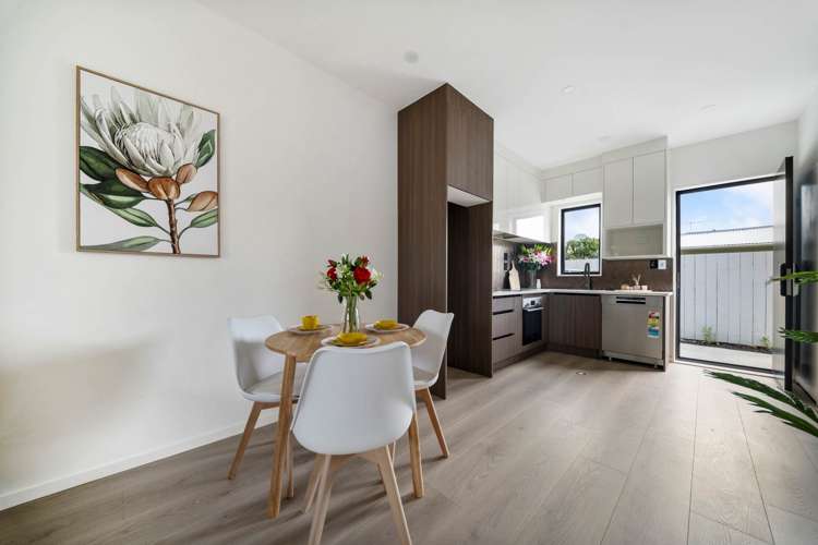 3/302 Blockhouse Bay Road Avondale_4