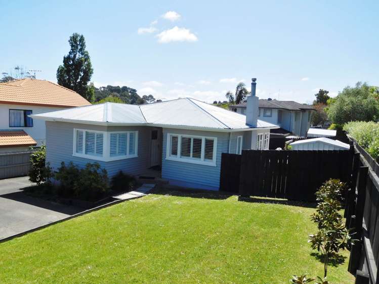 7 Kenmure Avenue Forrest Hill_0